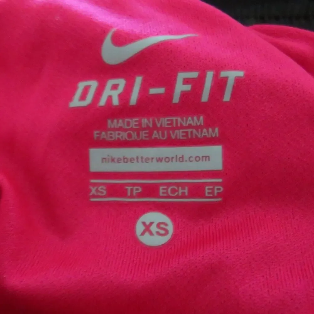 Nike Dri-Fit Womens Athletic Pull On Workout Shorts Black Pink XS NWOT